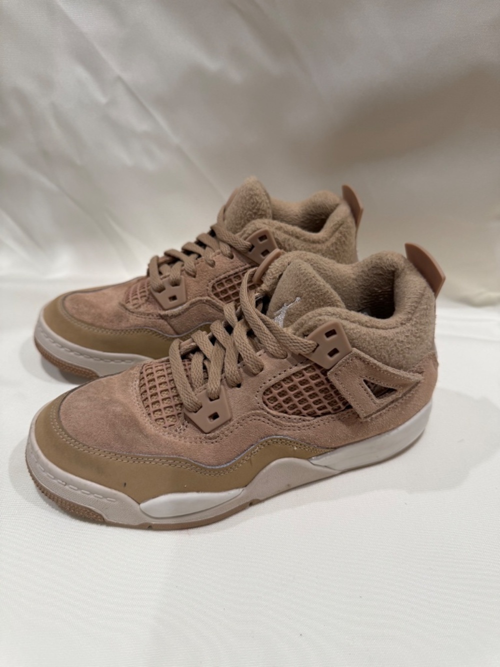 Air Jordan 4 Kids Toddler Size 1 Tan Suede Sneaker OG - Picture 3 of 6